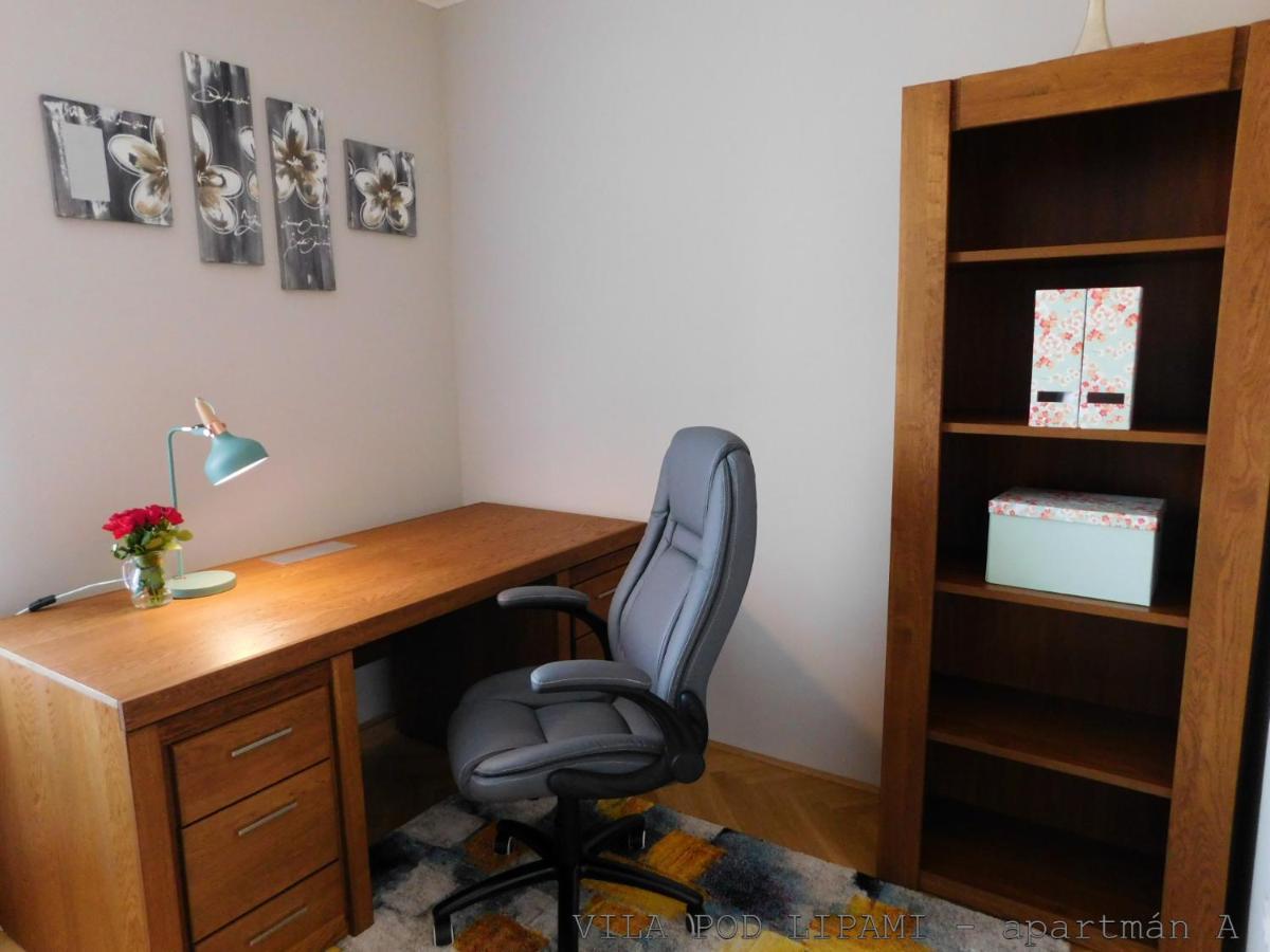 Vila Pod Lipami Apartment Bruntal Luaran gambar